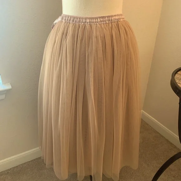 CUSTOM Taupe Tulle Ballet Style Skirt - Size Large Petite - Picture 1 of 5